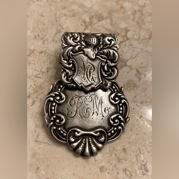 Foree Hunsicker Jewelry - Vintage Sterling Silver Victorian Inspired Pendant by Foree Hunsicker